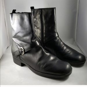 timeless Biker boots!m with gun metal buckle